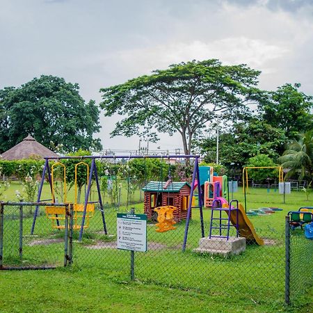Hotel Nelson Mandela Gardens Okpanam Zewnętrze zdjęcie