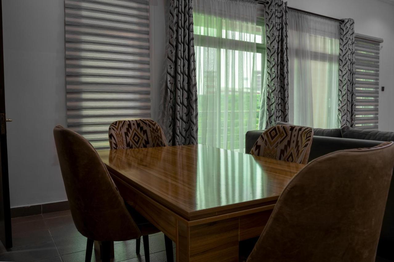 Hotel Nelson Mandela Gardens Okpanam Zewnętrze zdjęcie