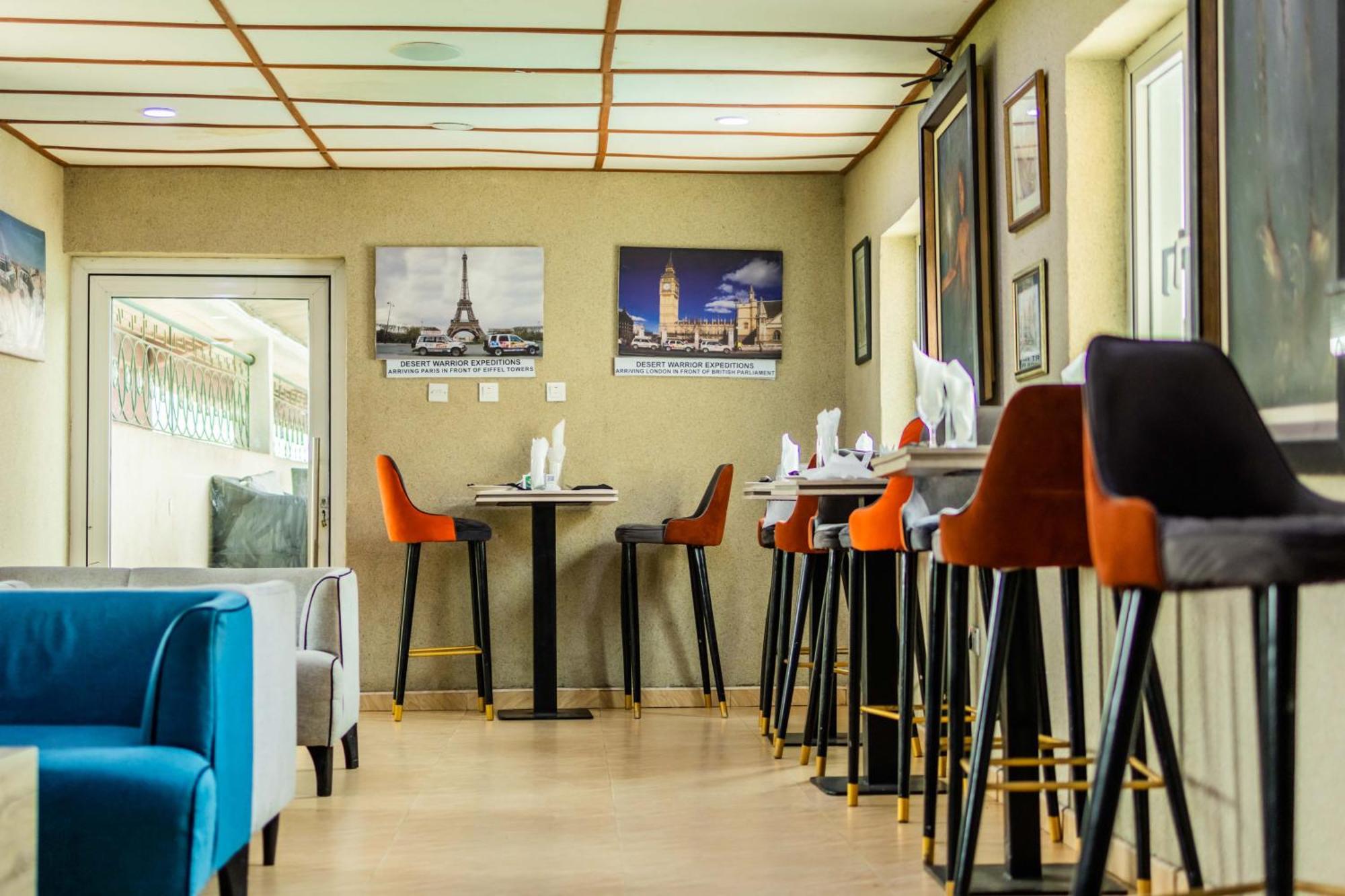 Hotel Nelson Mandela Gardens Okpanam Zewnętrze zdjęcie