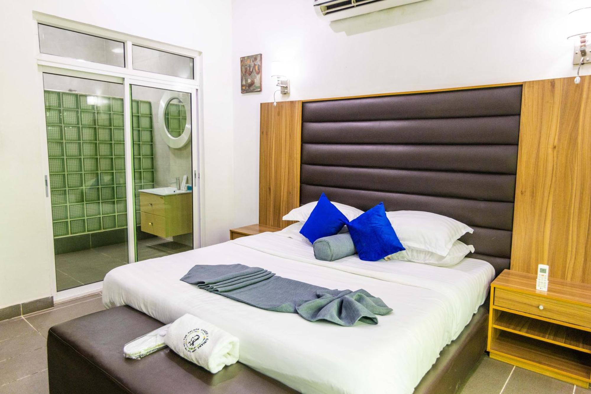 Hotel Nelson Mandela Gardens Okpanam Zewnętrze zdjęcie
