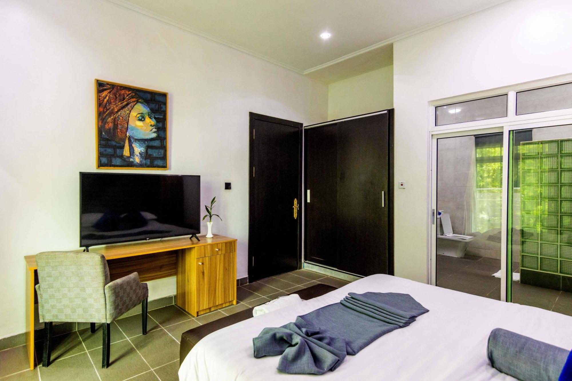 Hotel Nelson Mandela Gardens Okpanam Zewnętrze zdjęcie