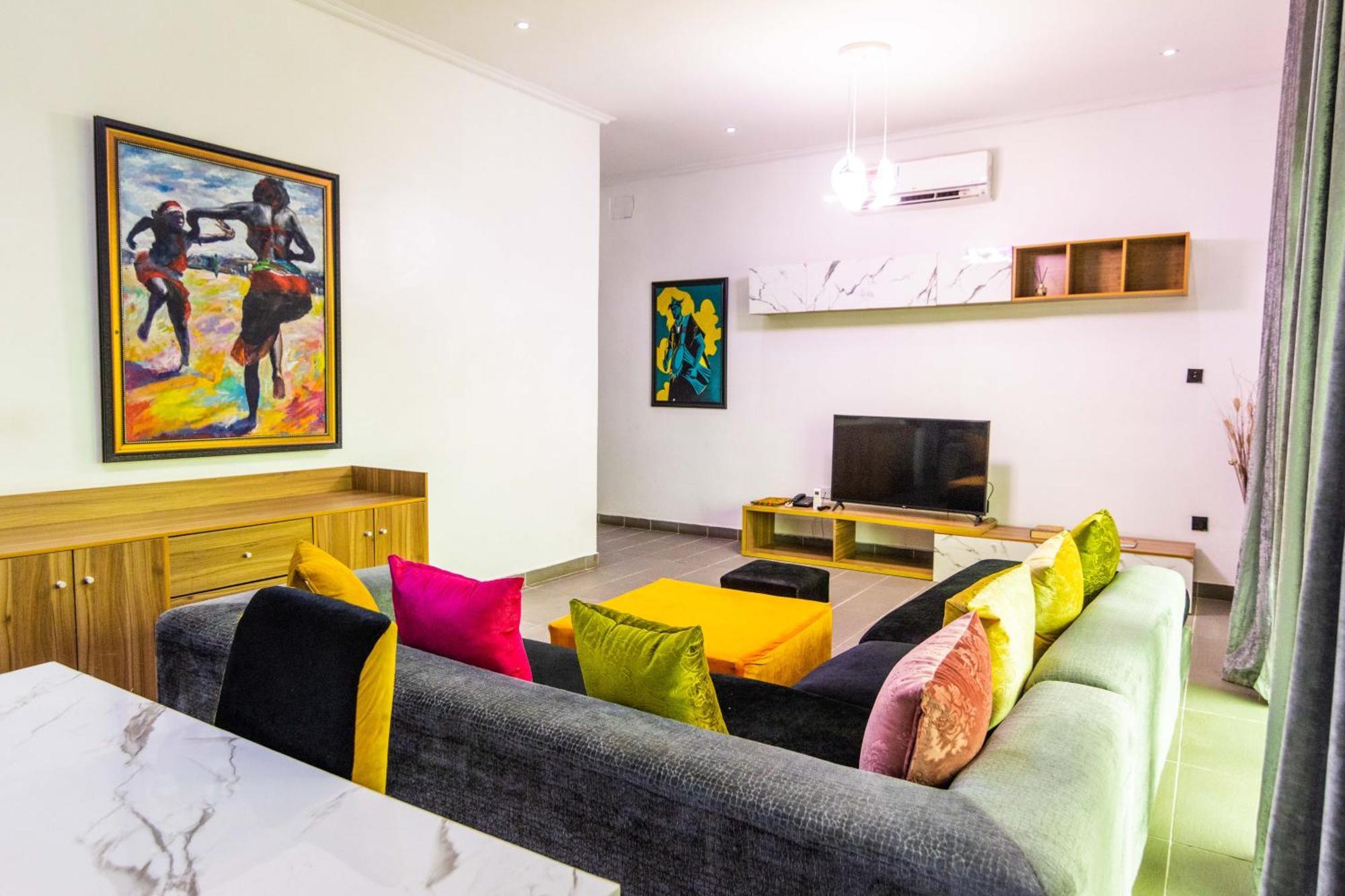 Hotel Nelson Mandela Gardens Okpanam Zewnętrze zdjęcie