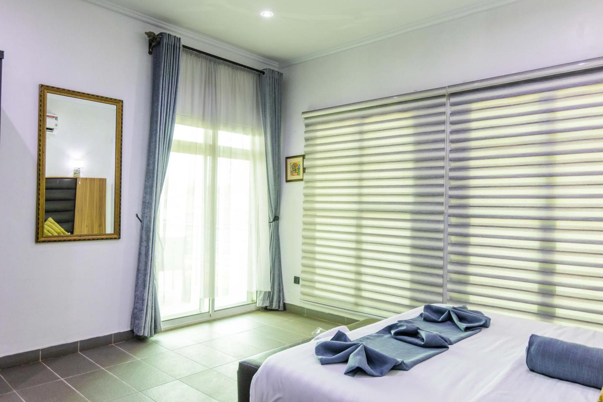 Hotel Nelson Mandela Gardens Okpanam Zewnętrze zdjęcie